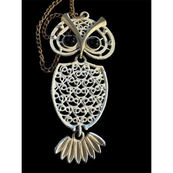 Vintage Sarah Coventry Gold and white Owl Pendant Necklace 26" Women's J… - Picture 1 of 6